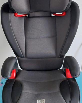 Seggiolino per auto con attacco isofix