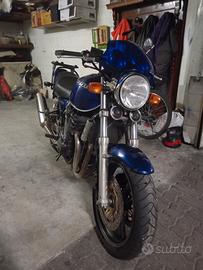 Suzuki 750 Inazuma 