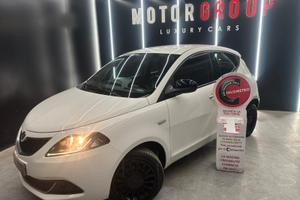 Lancia Ypsilon 1.0 FireFly 5 porte S&S Hybrid Ecoc