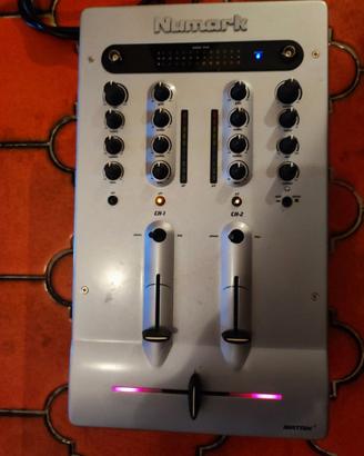 Mixer DJ Numark Matrix 2 - Perfetto Analogico