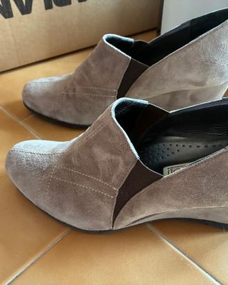 Zeppa in camoscio grigio