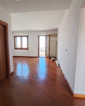 Appartamento ampio e luminoso con garage - borgo s