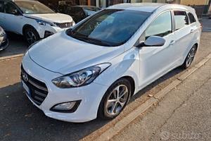 Hyundai i30 Wagon 1.6 crdi Business 110cv 5p