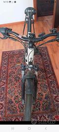 bici elettrica  Specialized 