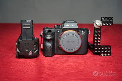 sony a7r2 + accessori fotocamera Mirrorless FF