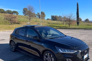Ford focus St Line 125 Cv