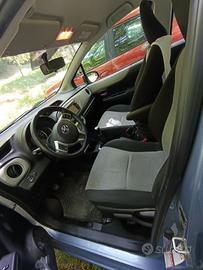 Toyota Yaris 2012