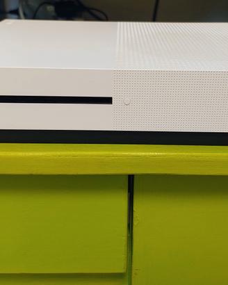 Xbox One s bianca 
