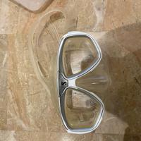 Maschera e pinne Sub