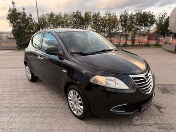 Lancia Ypsilon 1.2 69 CV 5 porte S&S Gold