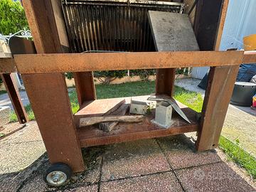Barbecue caminetto Vulcano in corten