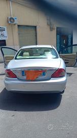 Jaguar X type del 2008 20 tdi