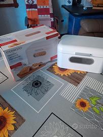 cassetta portapane in metallo 