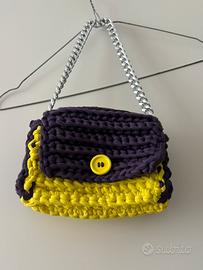 Pochette borsa con tracolla
