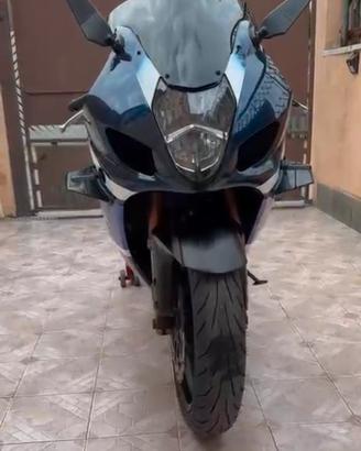 Suzuki gsxr 1000 k1 k2 iscritta asi permuto