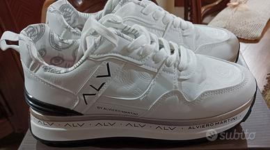Scarpe Alviero martini bianche 