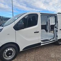 Renault trafic doppia porta laterale km105000 2019