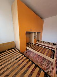 Cameretta da letto completa con 3 letti 