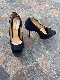 Scarpa con tacco