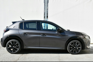 Peugeot 208 GT Pack 1.5 diesel 100cv 2022