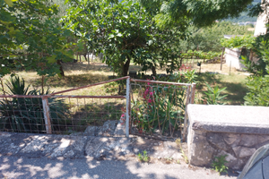 Terreno + fabbricato da ristrutturare