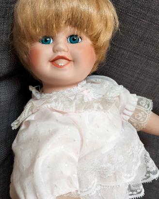 Bambola Porcellana Vintage Eugenie The Promenade 