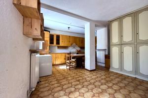 3 LOCALI A ALASSIO
