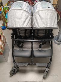 Passeggino gemellare 