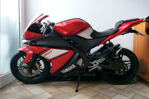 Yamaha yzf R125