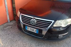 walksvagen Passat SW