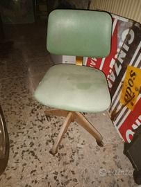 sedia verde da scrivania vintage 