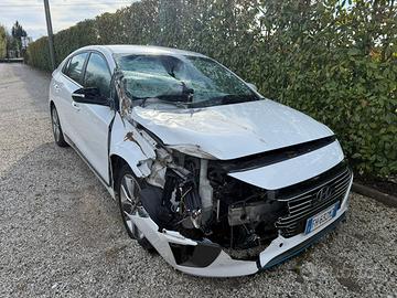 Hyiundai ionic 2017 1.6