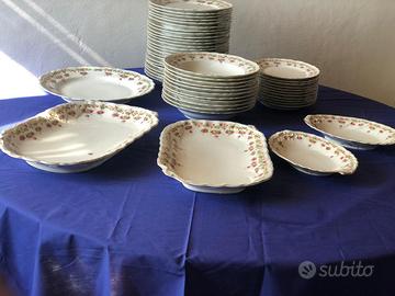Servizio da tavola in porcellana tedesca rococò