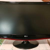 Due TV Monitor 21" e 22"