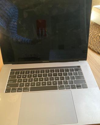 MacBook Pro 15-inch (2018)