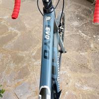 bici da corsa taglia 56