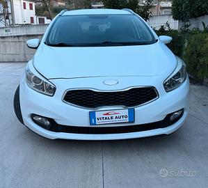 Kia Cee'd S W 1.6 CRDI 110 CV Cool (E5). Restyling