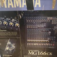 Mixer Yamaha MG 166 CX