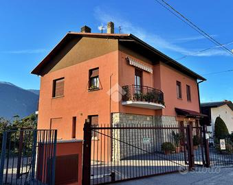 4 LOCALI A MANDELLO DEL LARIO