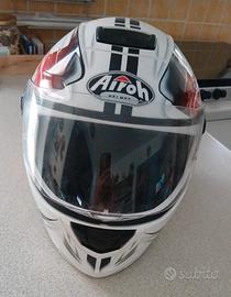 Casco integrale Airoh accessoriato