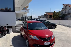 Lancia Ypsilon 1.2 69 CV 5 porte GPL Ecochic Unyca