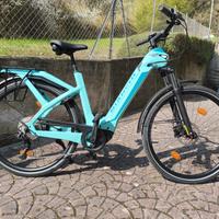 Bici elettrica Bianchi e-Omnia C-Type 2024