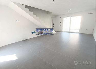 NUOVE PORZIONI DI TRIFAMILIARI