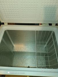 congelatore a pozzetto 