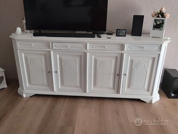 Credenza