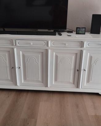 Credenza