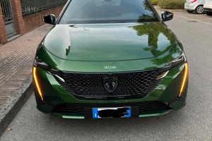 Peugeot 308 plug-in hybrid 225 cv GT Pack