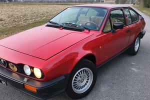 Alfa Romeo GTV ALFETTA 2000 131cv (ASI TARGA ORO)