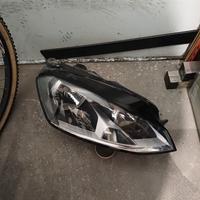 Faro lato passeggero Golf 7