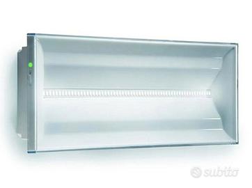 LAMPADA EMERGENZA  EATON COOPER